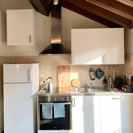 Niki O. Apartment Parma