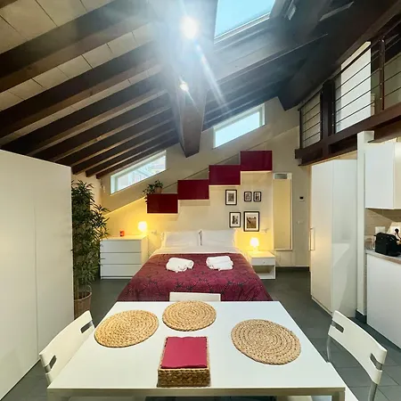 Niki O. Apartment *