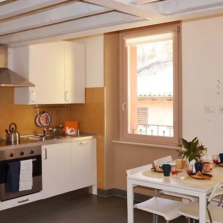 Niki O. Apartment Parma