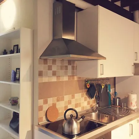 Niki O. Apartment