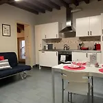 Niki O.