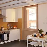 Niki O. Apartamento Parma