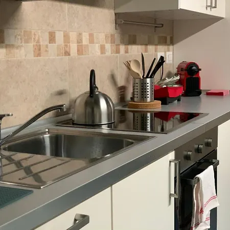 Niki O. פארמה