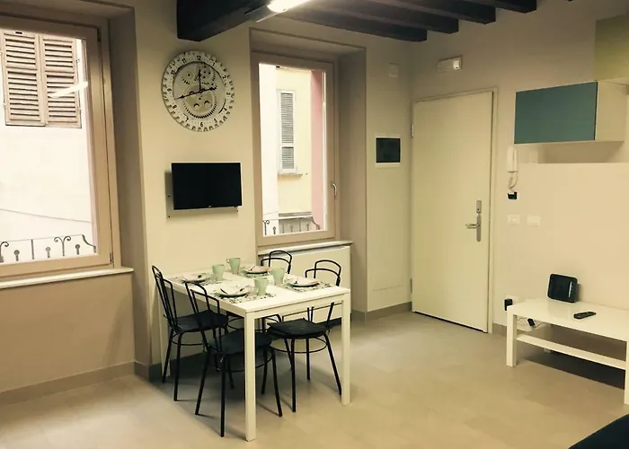 Niki O. Apartamento Parma